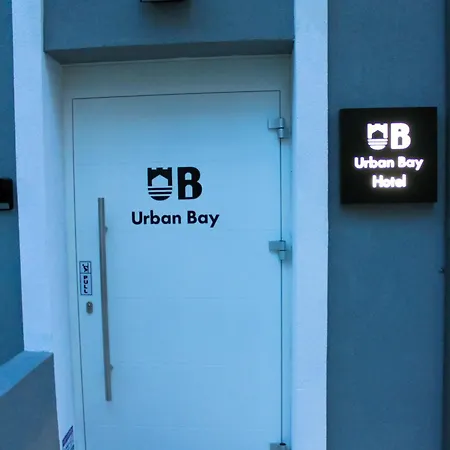 Hotel Urbanbay &