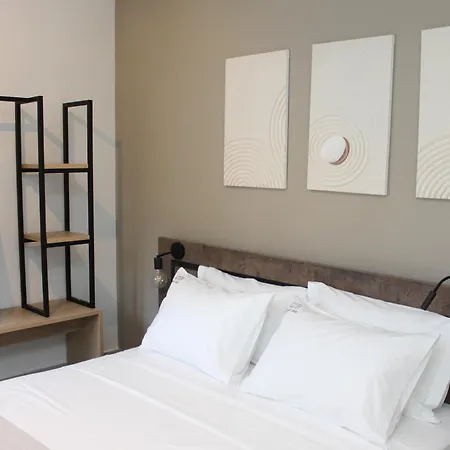 Urbanbay & Hotel Kavala