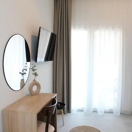 Urbanbay & Hotel Kavala