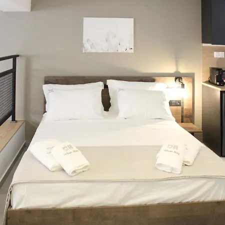 Urbanbay & Hotel Kavala