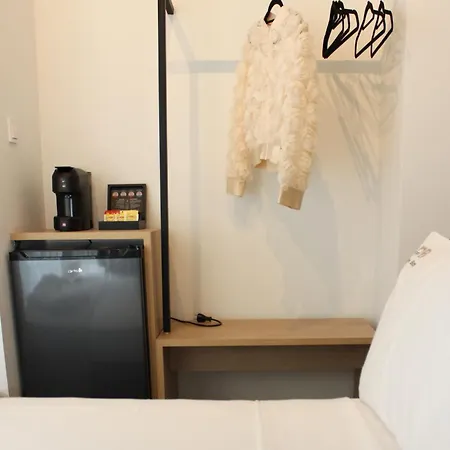 Hotel Urbanbay &