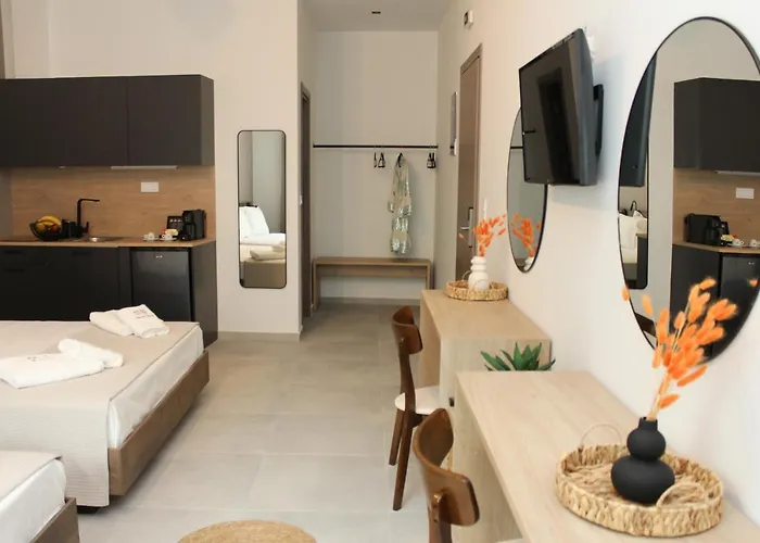 Ξενοδοχείο Urbanbay & *